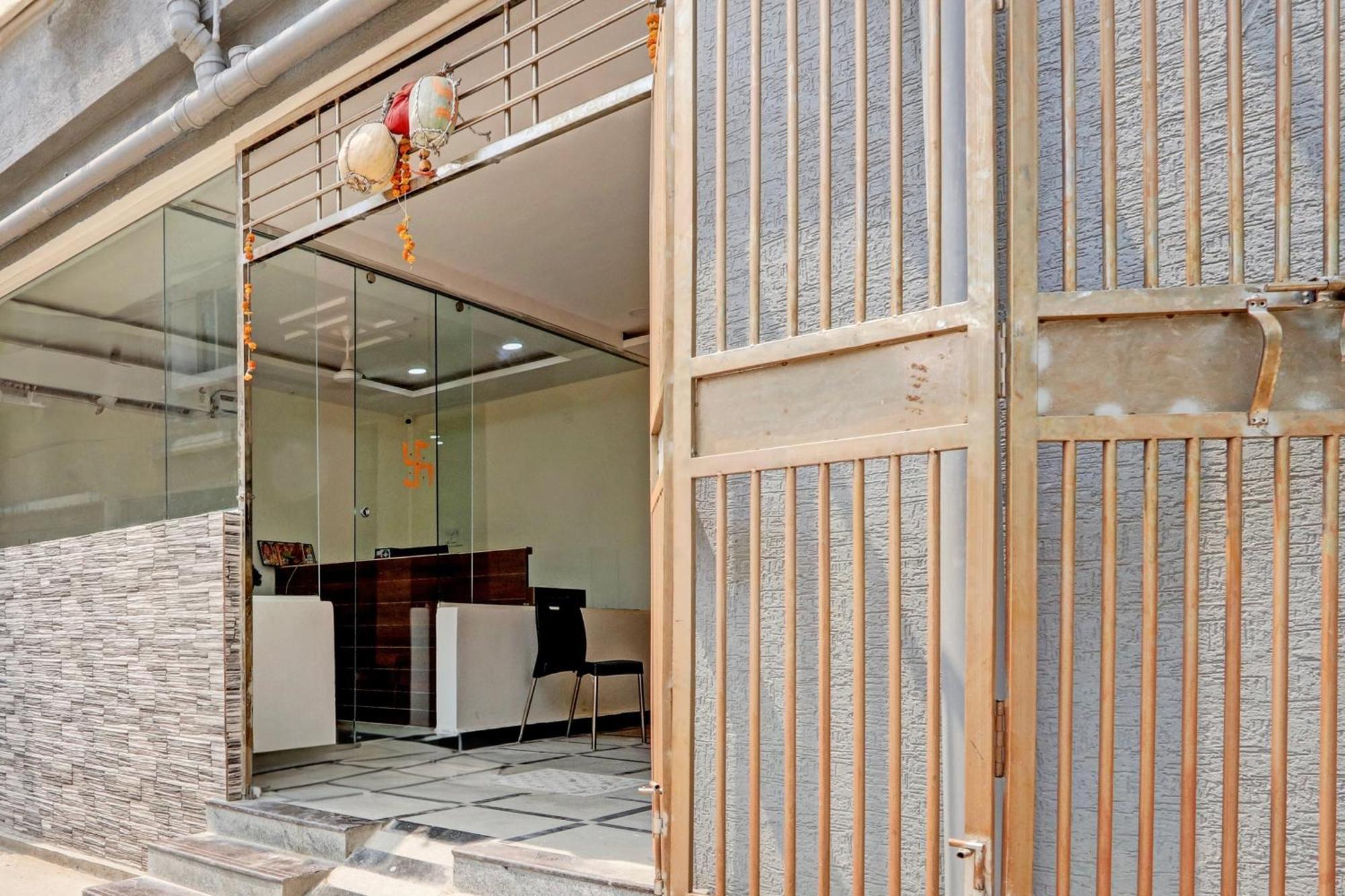 Super Hotel O Lavish Tranquil Hyderabad Exterior photo