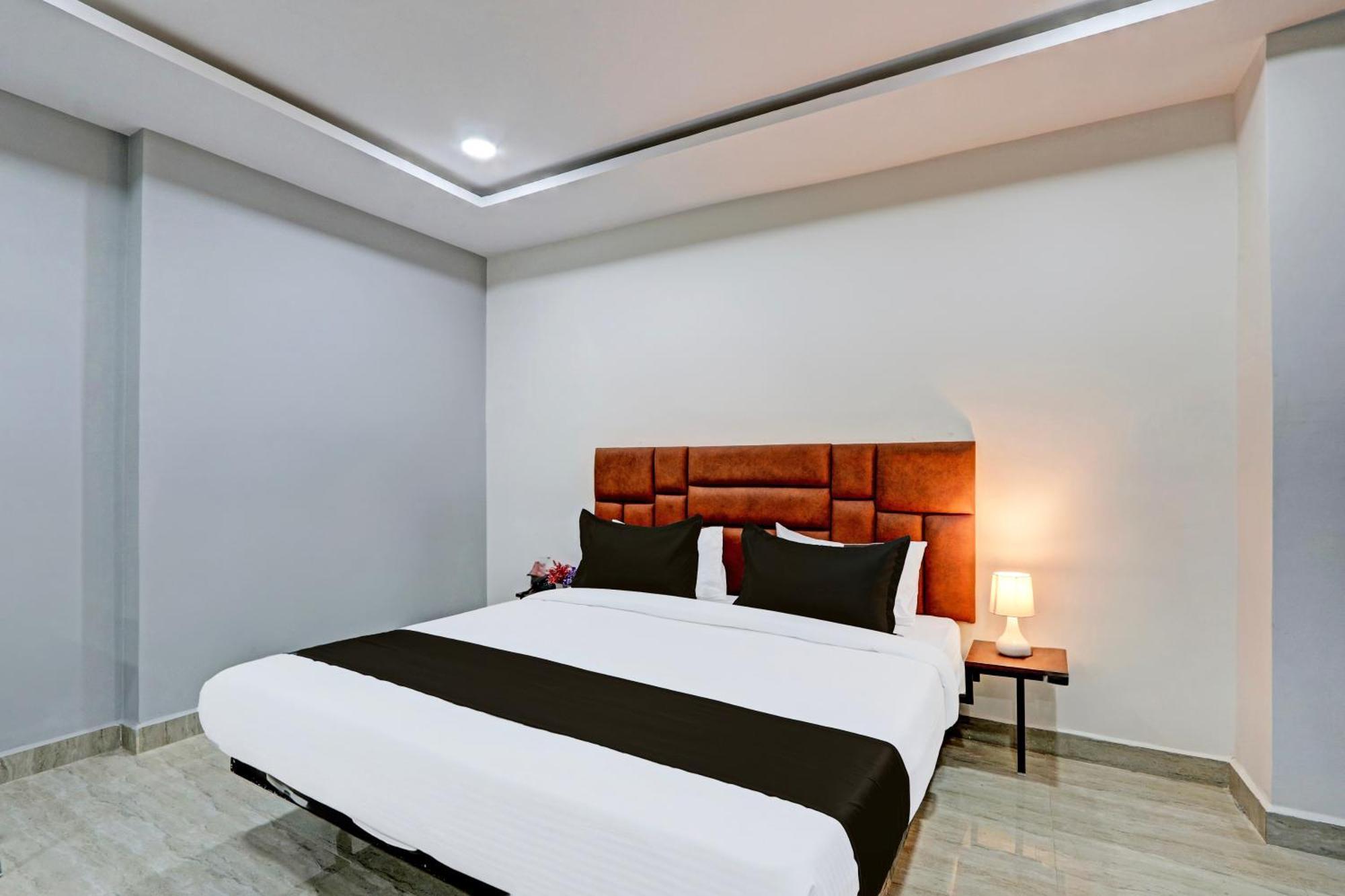 Super Hotel O Lavish Tranquil Hyderabad Exterior photo