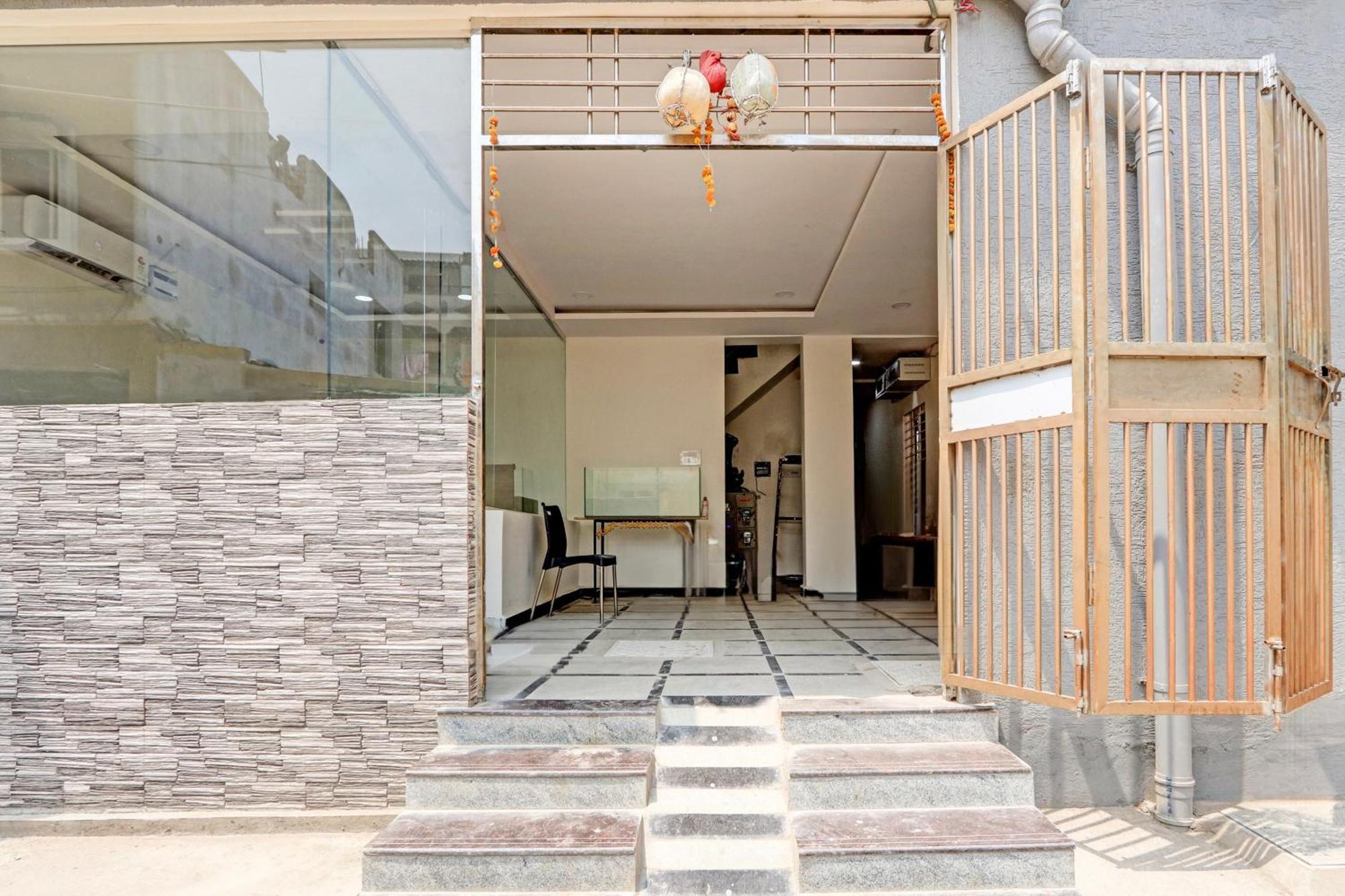 Super Hotel O Lavish Tranquil Hyderabad Exterior photo